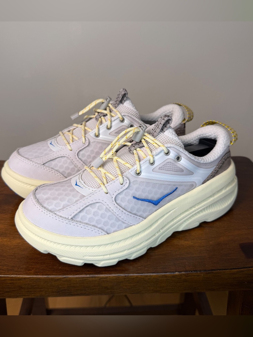 HOKA Bondi B3LS Grout Vintage Yellow Womens 6.5 Mens 5.5 Sneakers NWOB